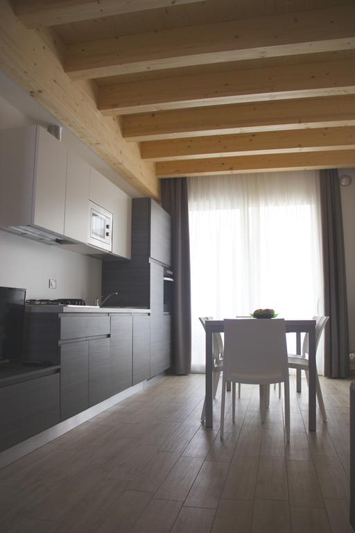 Residence La Perla Каорле Номер фото